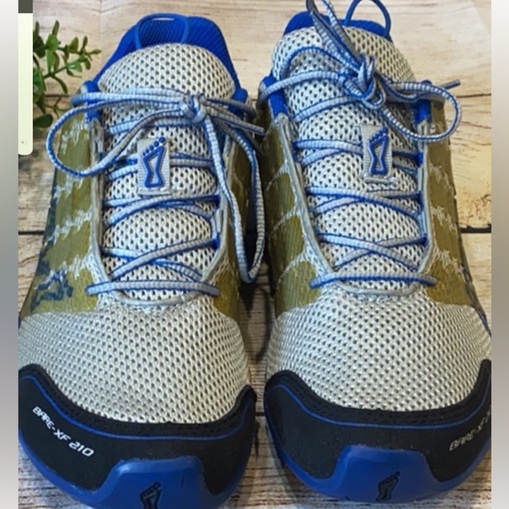 INOV-8 BARE-XF 210 Athletic Sneakers